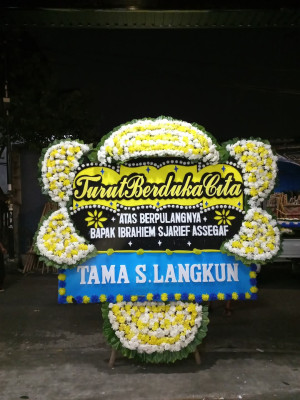 Papan Bunga Duka di Lembursawah